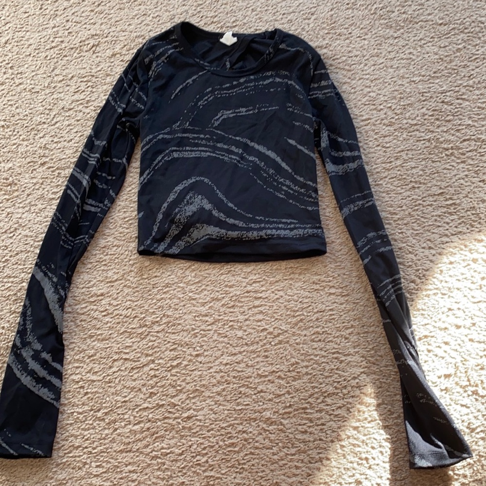 PINK long sleeve workout top